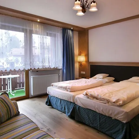 ホテル Wellness Bayerischer Hof