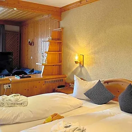 فندق Wellness Bayerischer Hof 4*