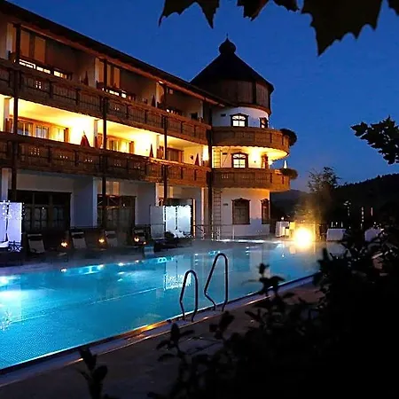 Hotel Wellness Bayerischer Hof 4*